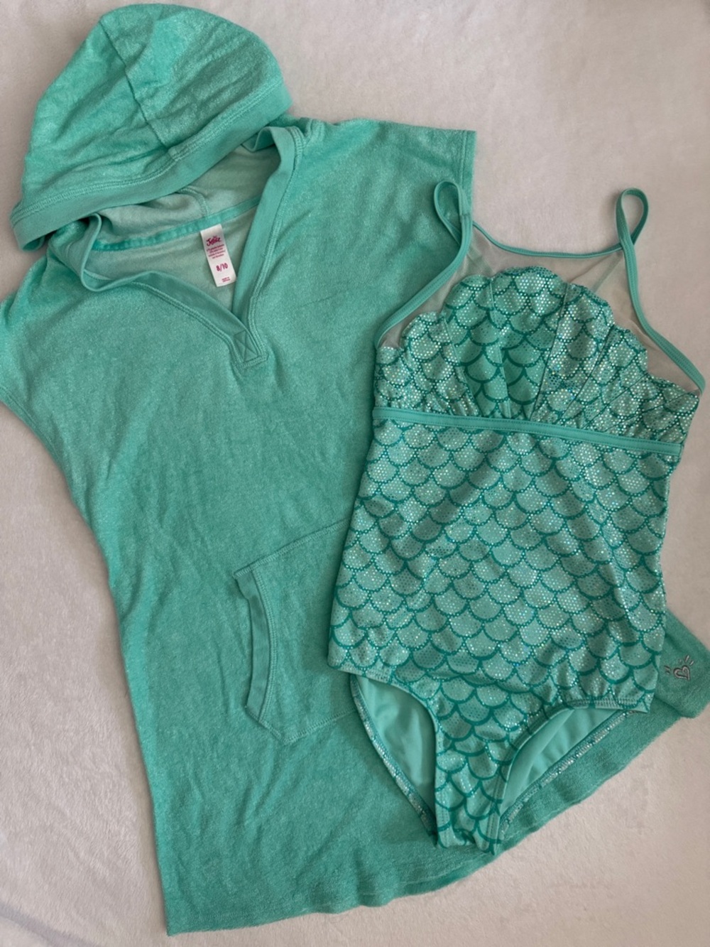 Justice | Mermaid Scale Print One Piece Swimsuit & Hooded Coverup Set (8)